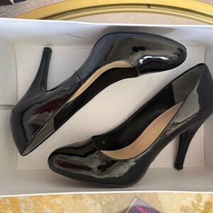 Nine West Glossy Black Heels